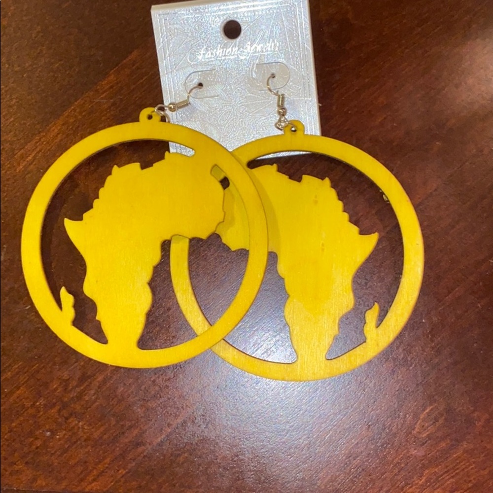 Wooden yellow earrings